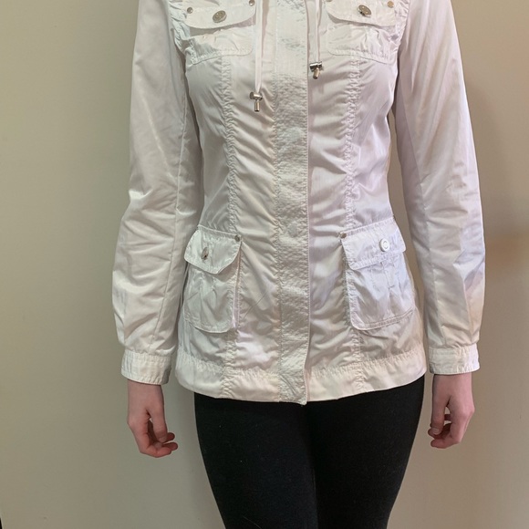 White House Black Market lightweight jacket - Picture 8 of 8